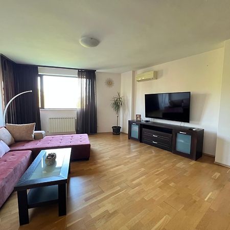Pravets Lake Panorama Apartments Ngoại thất bức ảnh